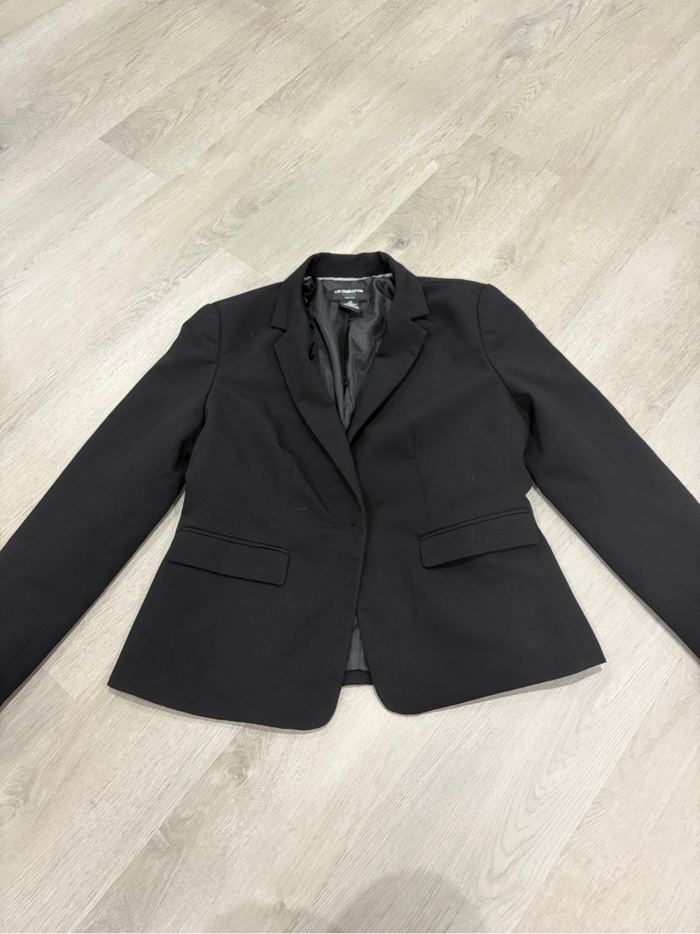 Liz Claiborne Black Women's Tailored Blazer